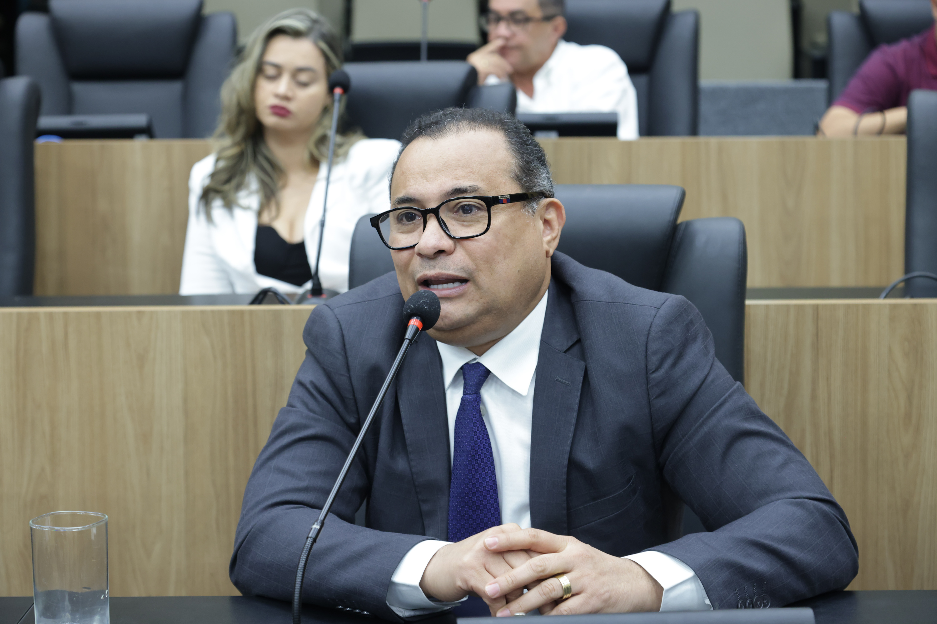 SESSÃO SOLENE TÍTULO DE CIDADANIA AO SR RICHARD MARTINS TORSIANO (19).jpg