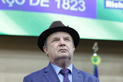 SESSÃO SOLENE TÍTULO DE CIDADANIA AO SR RICHARD MARTINS TORSIANO (8).jpg