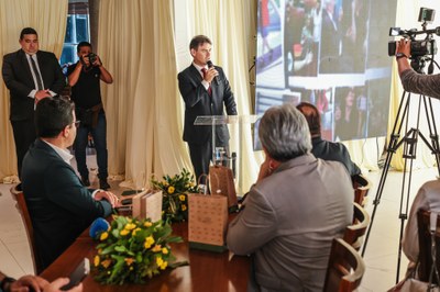 CAFE DA MANHA DA IMPRENSA LANÇAMENTO PREMIO DE JORNALISMO ALEPI (10).jpg