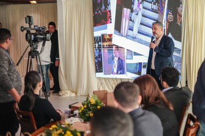 CAFE DA MANHA DA IMPRENSA LANÇAMENTO PREMIO DE JORNALISMO ALEPI (16).jpg