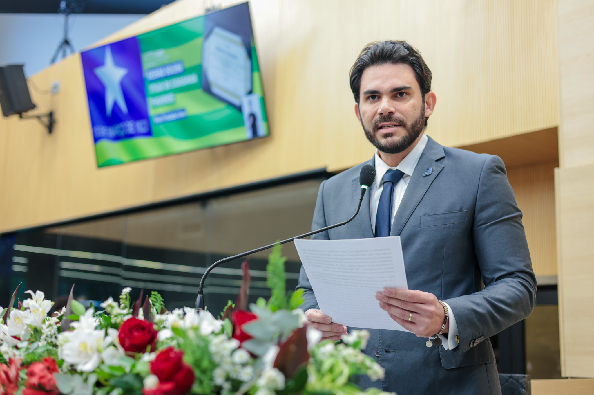 SESSÃO SOLENE DE TITULO DE CIDADANIA A EX MIN. NISIA TRINDADE  (10).jpg