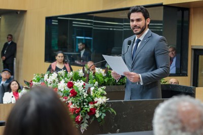 SESSÃO SOLENE DE TITULO DE CIDADANIA A EX MIN. NISIA TRINDADE (15).jpg SESSÃO SOLENE DE TITULO DE CIDADANIA A EX MIN. NISIA TRINDADE (15).jpg