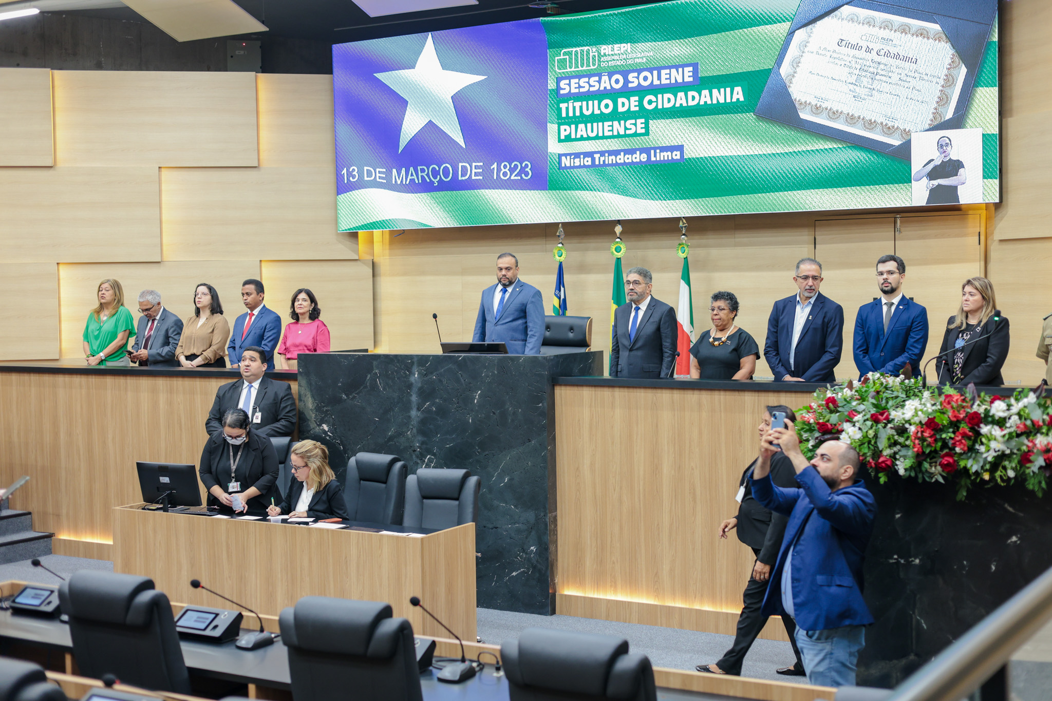 SESSÃO SOLENE DE TITULO DE CIDADANIA A EX MIN. NISIA TRINDADE  (2).jpg