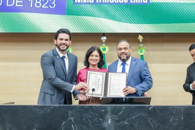 SESSÃO SOLENE DE TITULO DE CIDADANIA A EX MIN. NISIA TRINDADE (22).jpg SESSÃO SOLENE DE TITULO DE CIDADANIA A EX MIN. NISIA TRINDADE (22).jpg