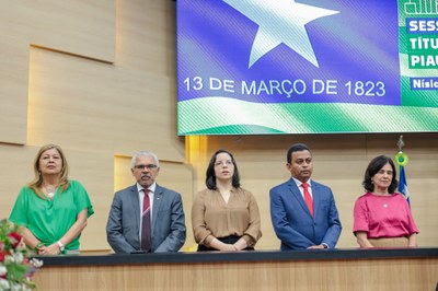 SESSÃO SOLENE DE TITULO DE CIDADANIA A EX MIN. NISIA TRINDADE (8).jpg SESSÃO SOLENE DE TITULO DE CIDADANIA A EX MIN. NISIA TRINDADE (8).jpg