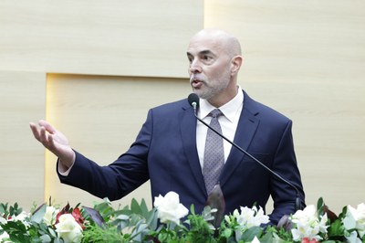 SESSÃO SOLENE TÍTULO DE CIDADANIA AO MÉDICO JOSÉ ALEXANDRE LEAL BORGES (18).jpg