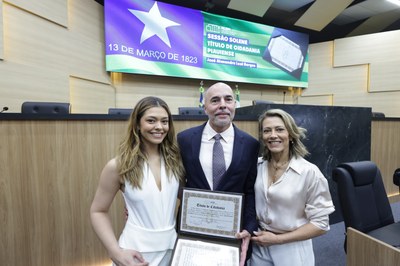 SESSÃO SOLENE TÍTULO DE CIDADANIA AO MÉDICO JOSÉ ALEXANDRE LEAL BORGES (27).jpg