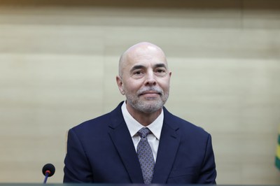SESSÃO SOLENE TÍTULO DE CIDADANIA AO MÉDICO JOSÉ ALEXANDRE LEAL BORGES (8).jpg