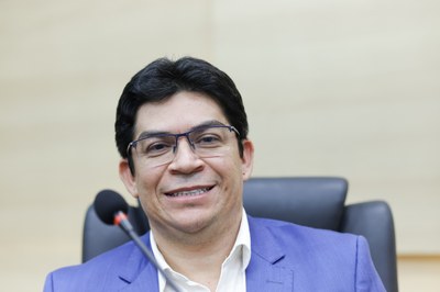 SESSÃO SOLENE TÍTULO DE CIDADANIA À MÉDICA LUDHMILA ABRAHÃO HAJJAR (10).jpg
