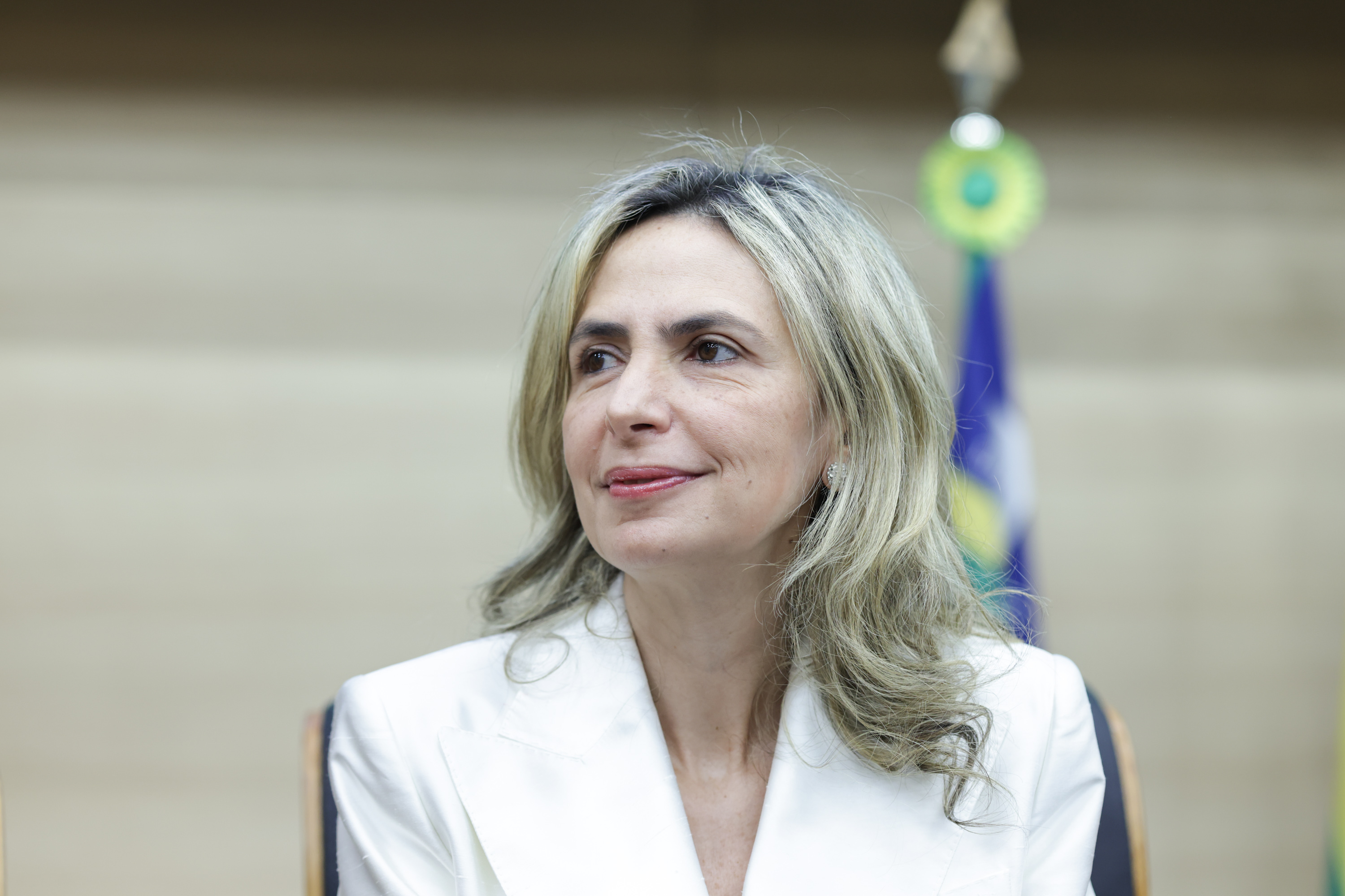 SESSÃO SOLENE TÍTULO DE CIDADANIA À MÉDICA LUDHMILA ABRAHÃO HAJJAR (14).jpg