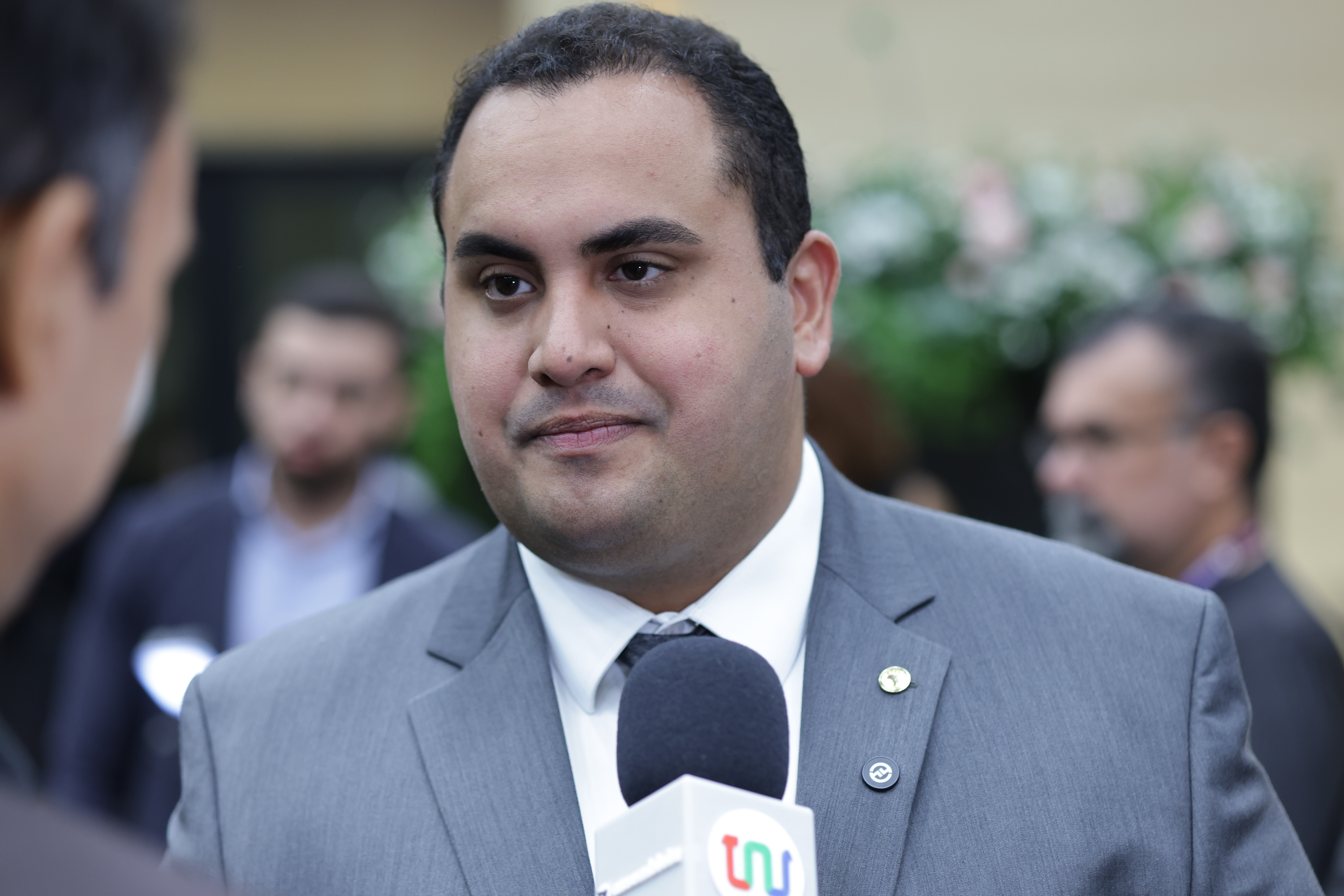 SESSÃO SOLENE TÍTULO DE CIDADANIA À MÉDICA LUDHMILA ABRAHÃO HAJJAR (2).jpg