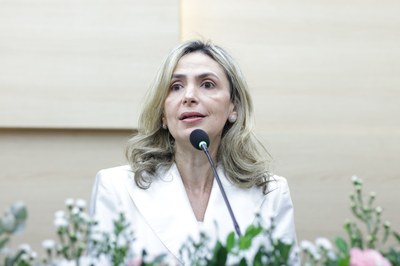 SESSÃO SOLENE TÍTULO DE CIDADANIA À MÉDICA LUDHMILA ABRAHÃO HAJJAR (25).jpg