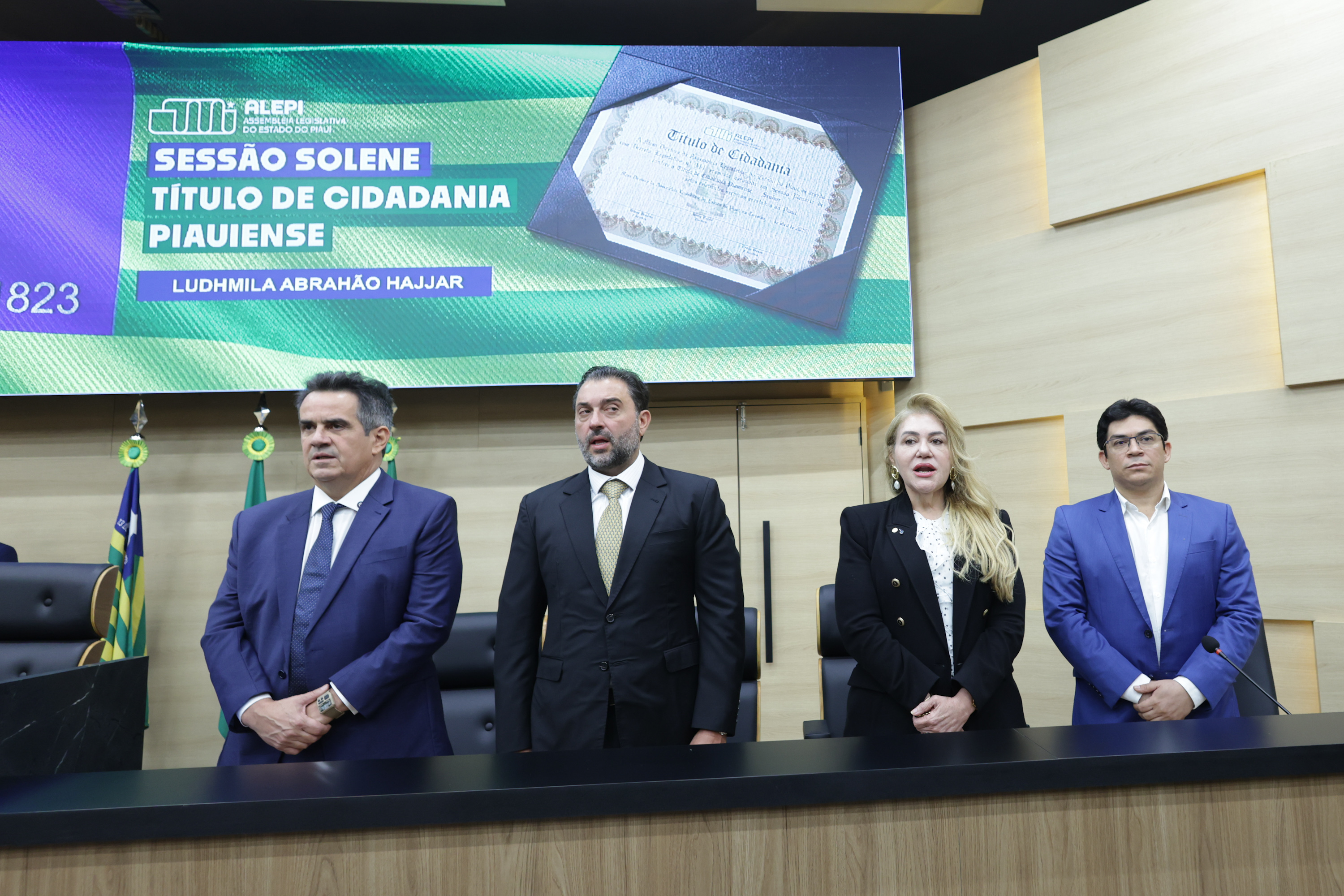 SESSÃO SOLENE TÍTULO DE CIDADANIA À MÉDICA LUDHMILA ABRAHÃO HAJJAR (5).jpg