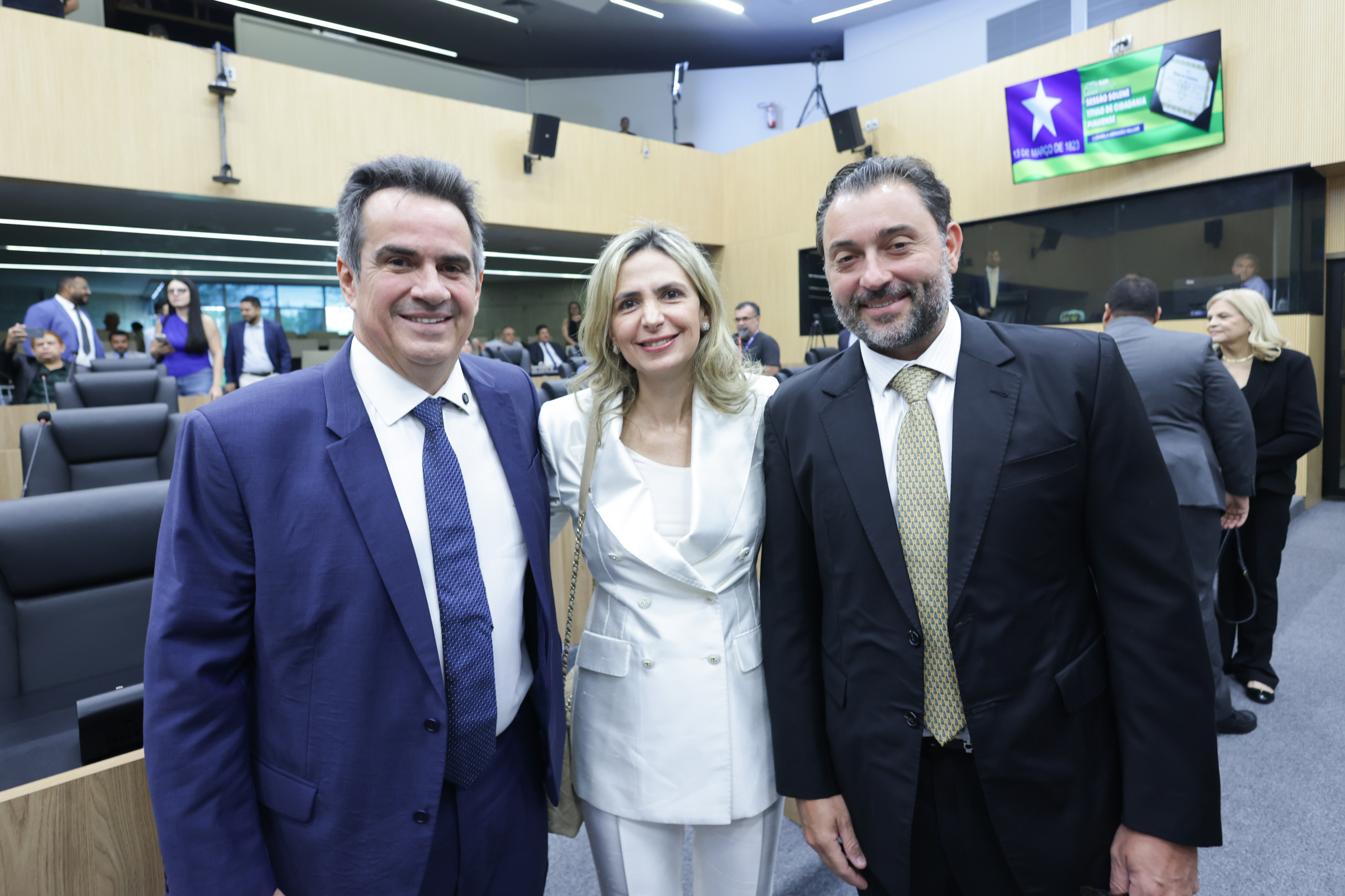 SESSÃO SOLENE TÍTULO DE CIDADANIA À MÉDICA LUDHMILA ABRAHÃO HAJJAR.jpg
