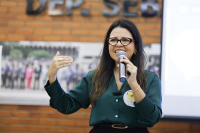 PALESTRA COM A PSICOLOGA MARCELLE FORMIGA (12).jpg