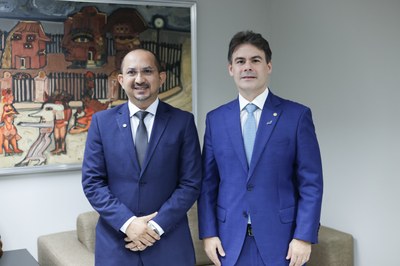 VISITA DO PRESIDENTE DA CÂMARA MUNICIPAL DE FLORIANO MARCONY ALISSON (5).jpg