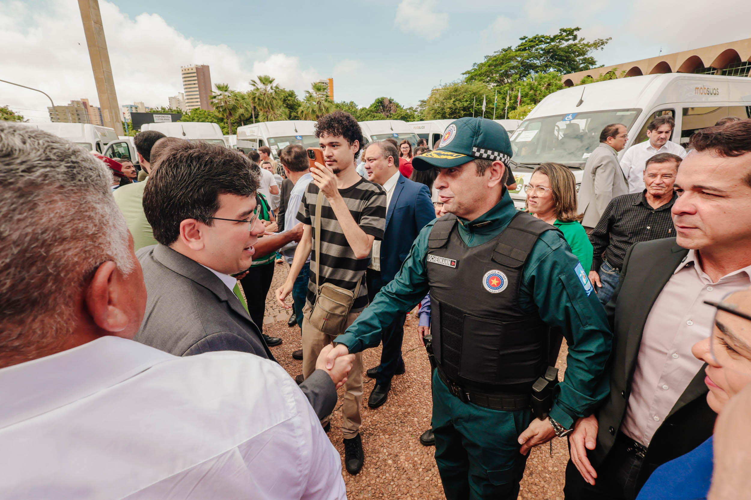 ENTREGA DE VANS MOB SUAS - FOTOS THIAGO AMARAL ALEPI (22).jpg