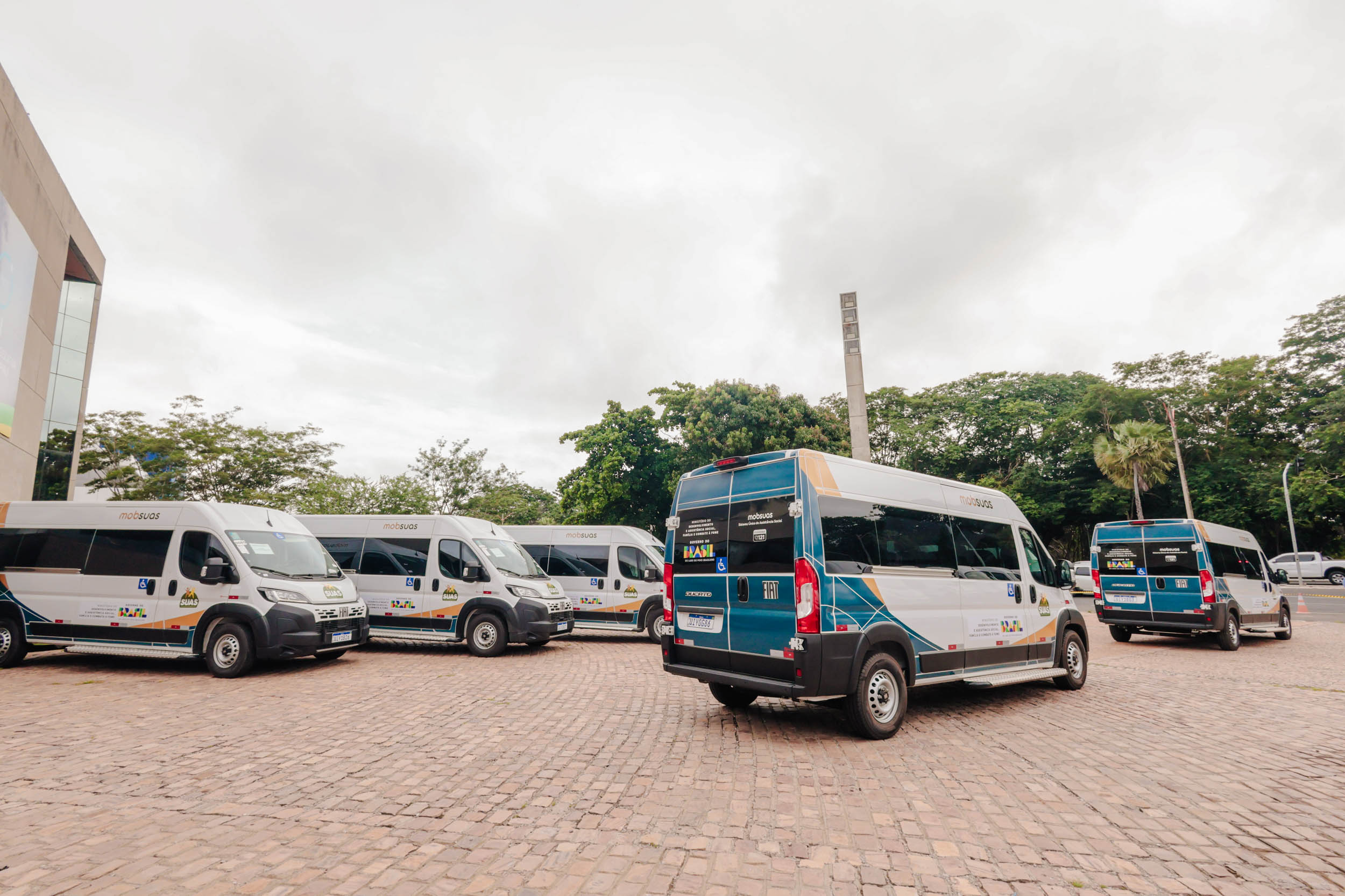 ENTREGA DE VANS MOB SUAS - FOTOS THIAGO AMARAL ALEPI (3).jpg