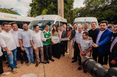 ENTREGA DE VANS MOB SUAS - FOTOS THIAGO AMARAL ALEPI (34).jpg