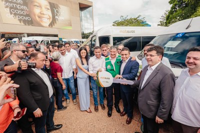 ENTREGA DE VANS MOB SUAS - FOTOS THIAGO AMARAL ALEPI (37).jpg