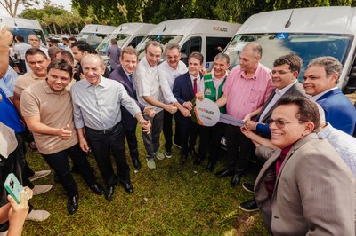 ENTREGA DE VANS MOB SUAS - FOTOS THIAGO AMARAL ALEPI (43).jpg