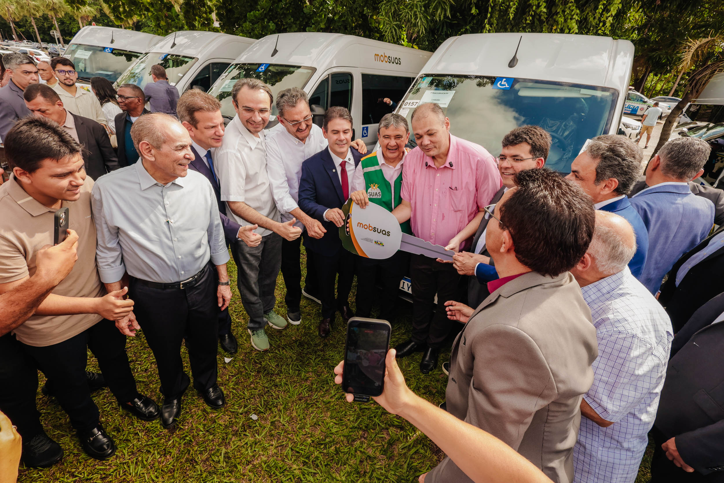 ENTREGA DE VANS MOB SUAS - FOTOS THIAGO AMARAL ALEPI (45).jpg