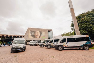 ENTREGA DE VANS MOB SUAS - FOTOS THIAGO AMARAL ALEPI (5).jpg