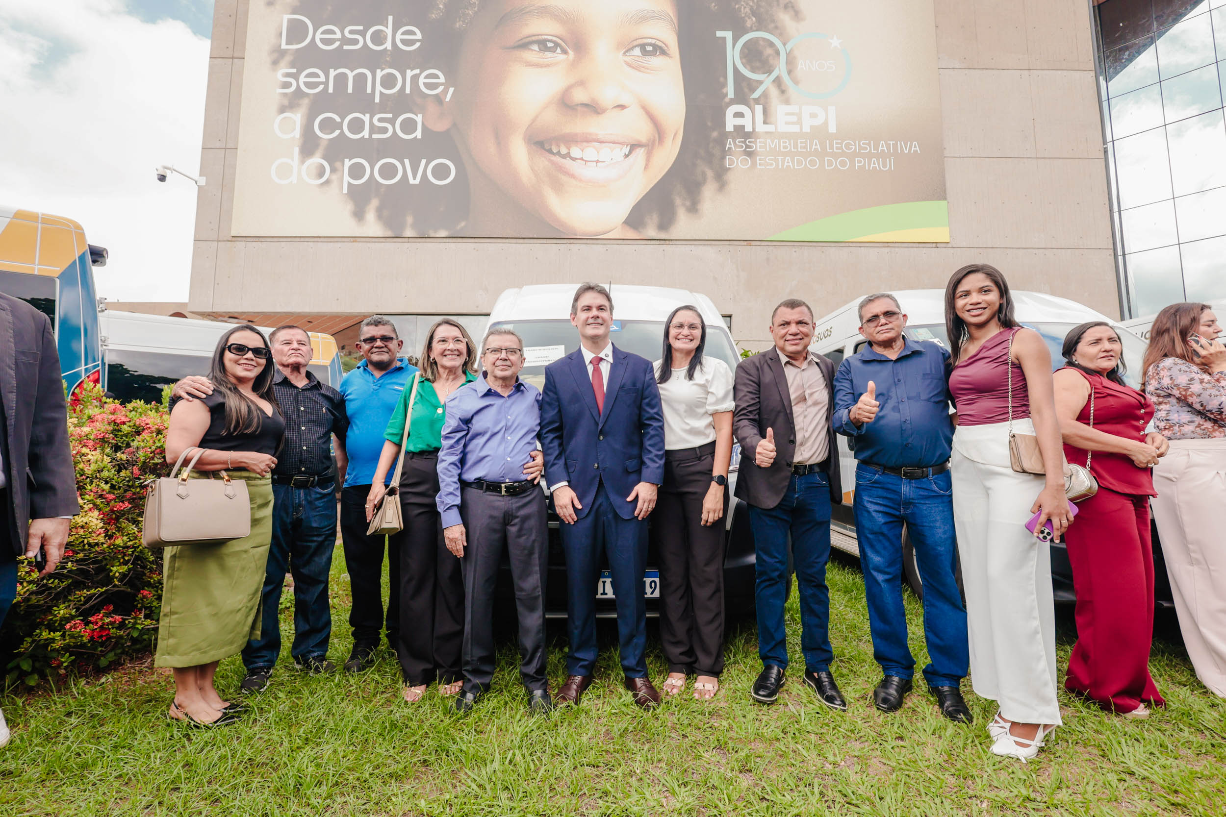 ENTREGA DE VANS MOB SUAS - FOTOS THIAGO AMARAL ALEPI (54).jpg