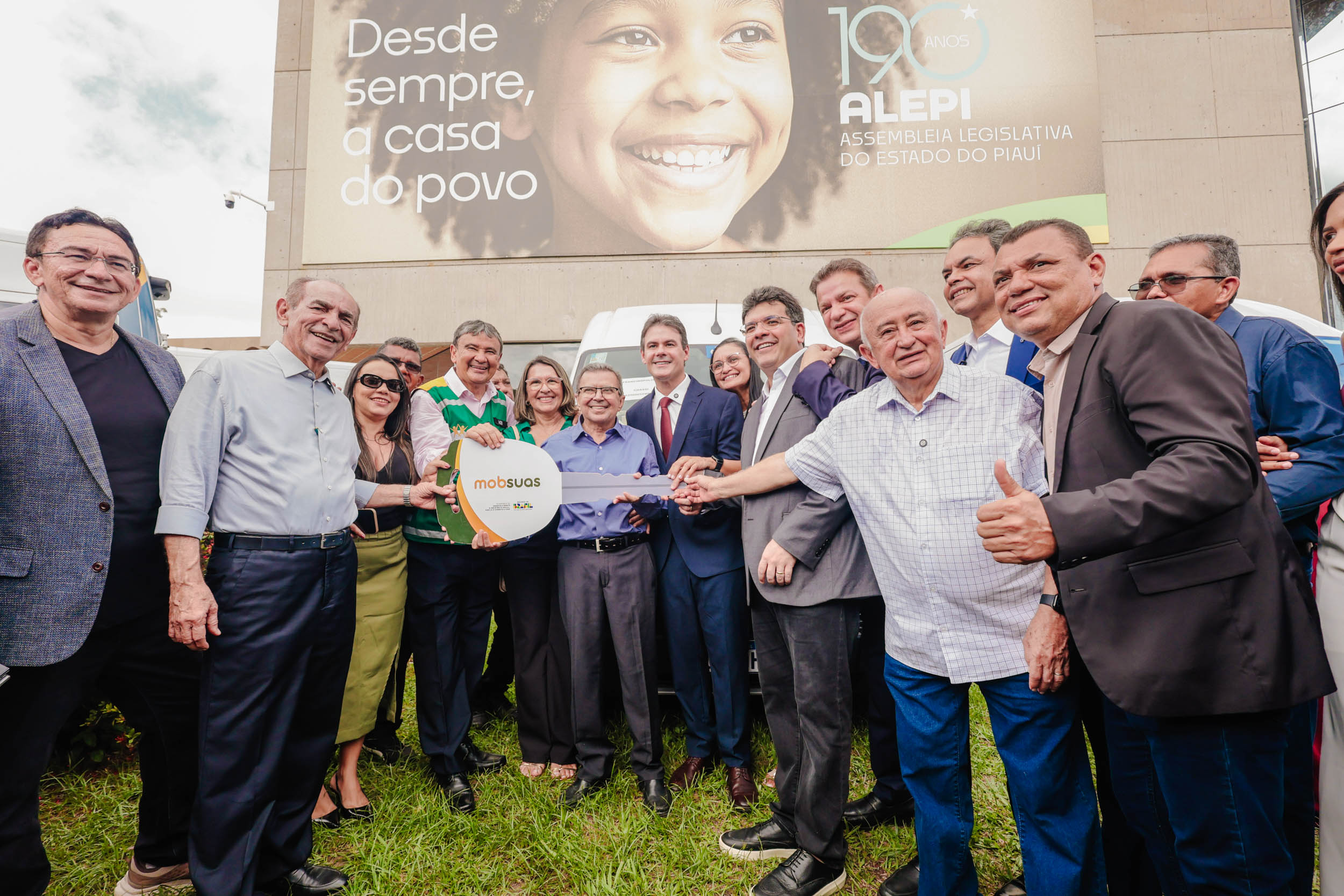 ENTREGA DE VANS MOB SUAS - FOTOS THIAGO AMARAL ALEPI (56).jpg