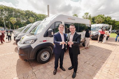 ENTREGA DE VANS MOB SUAS - FOTOS THIAGO AMARAL ALEPI (60).jpg