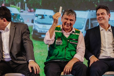 ENTREGA DE VANS MOB SUAS - FOTOS THIAGO AMARAL ALEPI (69).jpg