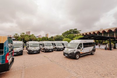 ENTREGA DE VANS MOB SUAS - FOTOS THIAGO AMARAL ALEPI (7).jpg