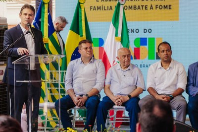 ENTREGA DE VANS MOB SUAS - FOTOS THIAGO AMARAL ALEPI (75).jpg