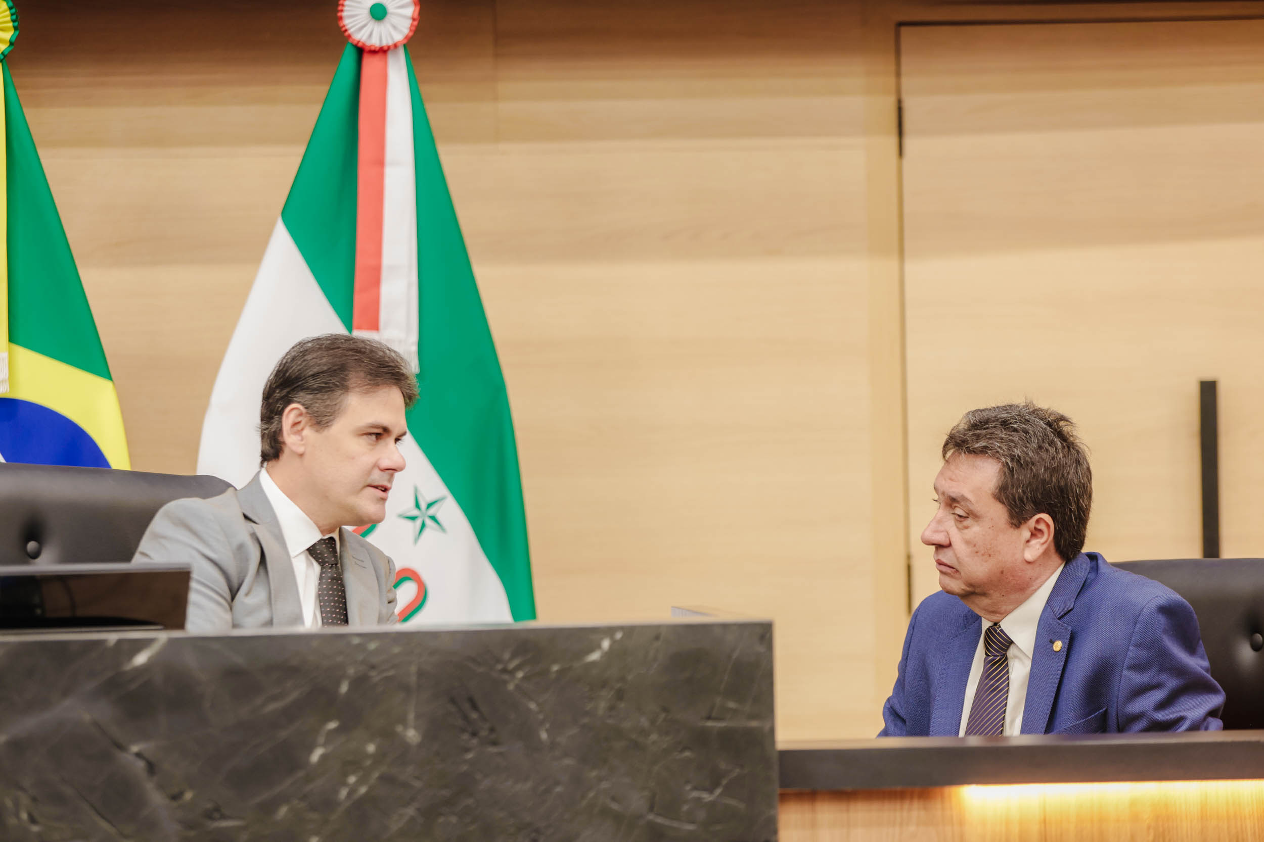 SESSÃO PENÁRIA 07.04 (9).jpg