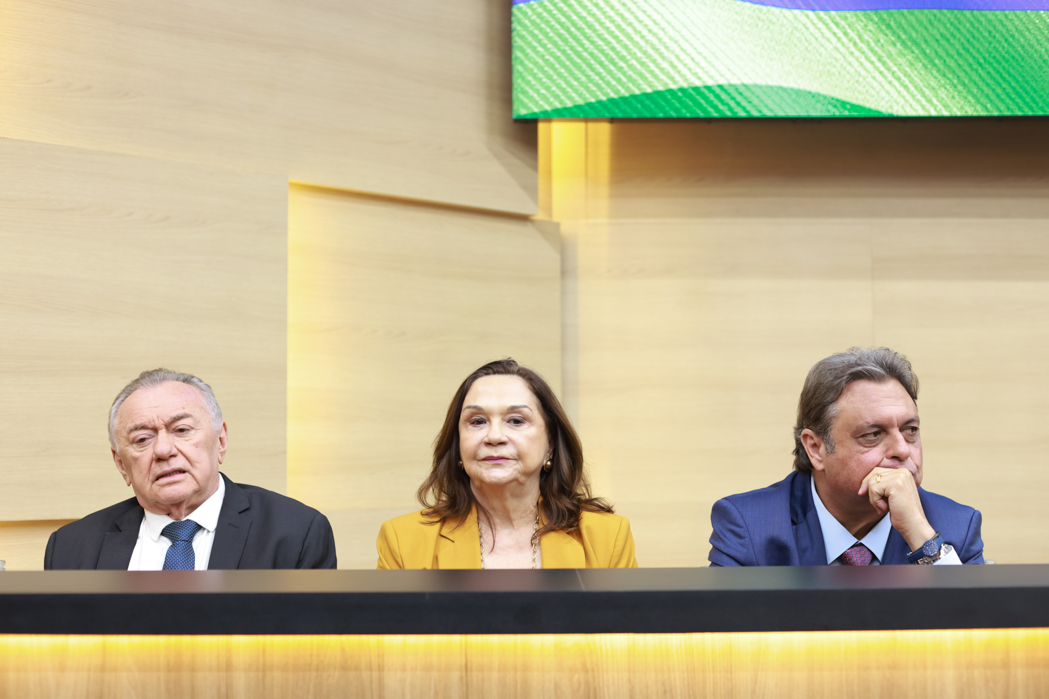 SESSÃO SOLENE TÍTULO DE CIDADANIA AOS SRS GIL PARAIBANO E CRISTIANO DE MEDEIROS - FOTO REGIS FALCÃO ASCOM ALEPI (3).jpg