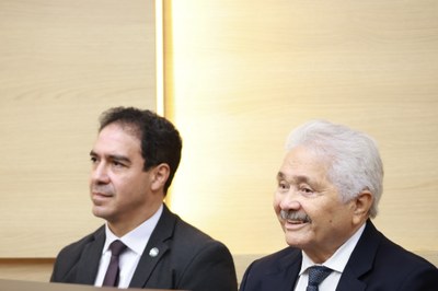 SESSÃO SOLENE TÍTULO DE CIDADANIA AOS SRS GIL PARAIBANO E CRISTIANO DE MEDEIROS - FOTO REGIS FALCÃO ASCOM ALEPI (32).jpg