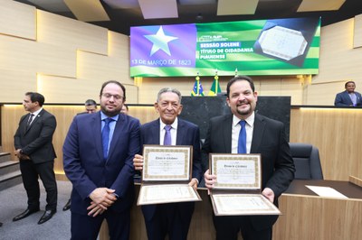 SESSÃO SOLENE TÍTULO DE CIDADANIA AOS SRS GIL PARAIBANO E CRISTIANO DE MEDEIROS - FOTO REGIS FALCÃO ASCOM ALEPI (40).jpg