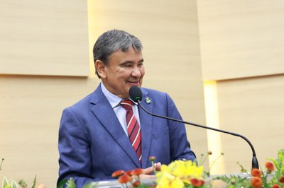 SESSÃO SOLENE TÍTULO DE CIDADANIA AO SR MARCO ANTÔNIO DE MELO LEÃO - FOTO REGIS FALCÃO ASCOM ALEPI (20).jpg