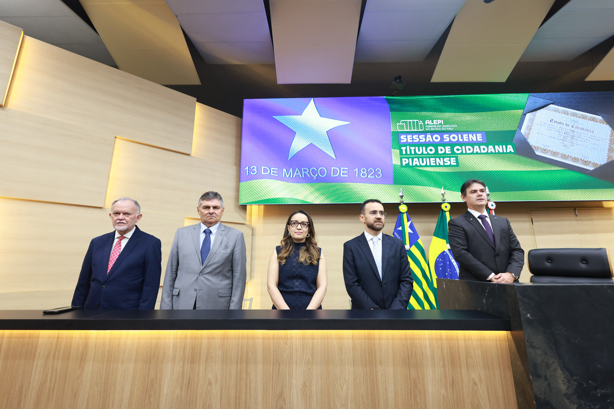 SESSÃO SOLENE TÍTULO DE CIDADANIA AO SR MARCO ANTÔNIO DE MELO LEÃO - FOTO REGIS FALCÃO ASCOM ALEPI (3).jpg