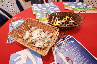 ABRIL AZUL SEMANA DO AUTISMO- FOTO REGIS FALCÃO ASCOM ALEPI (2).jpg