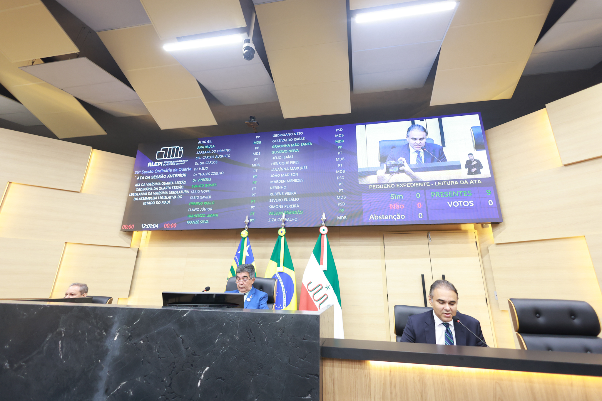 SESSÃO PLENÁRIA - FOTO REGIS FALCÃO ASCOM ALEPI (3).jpg