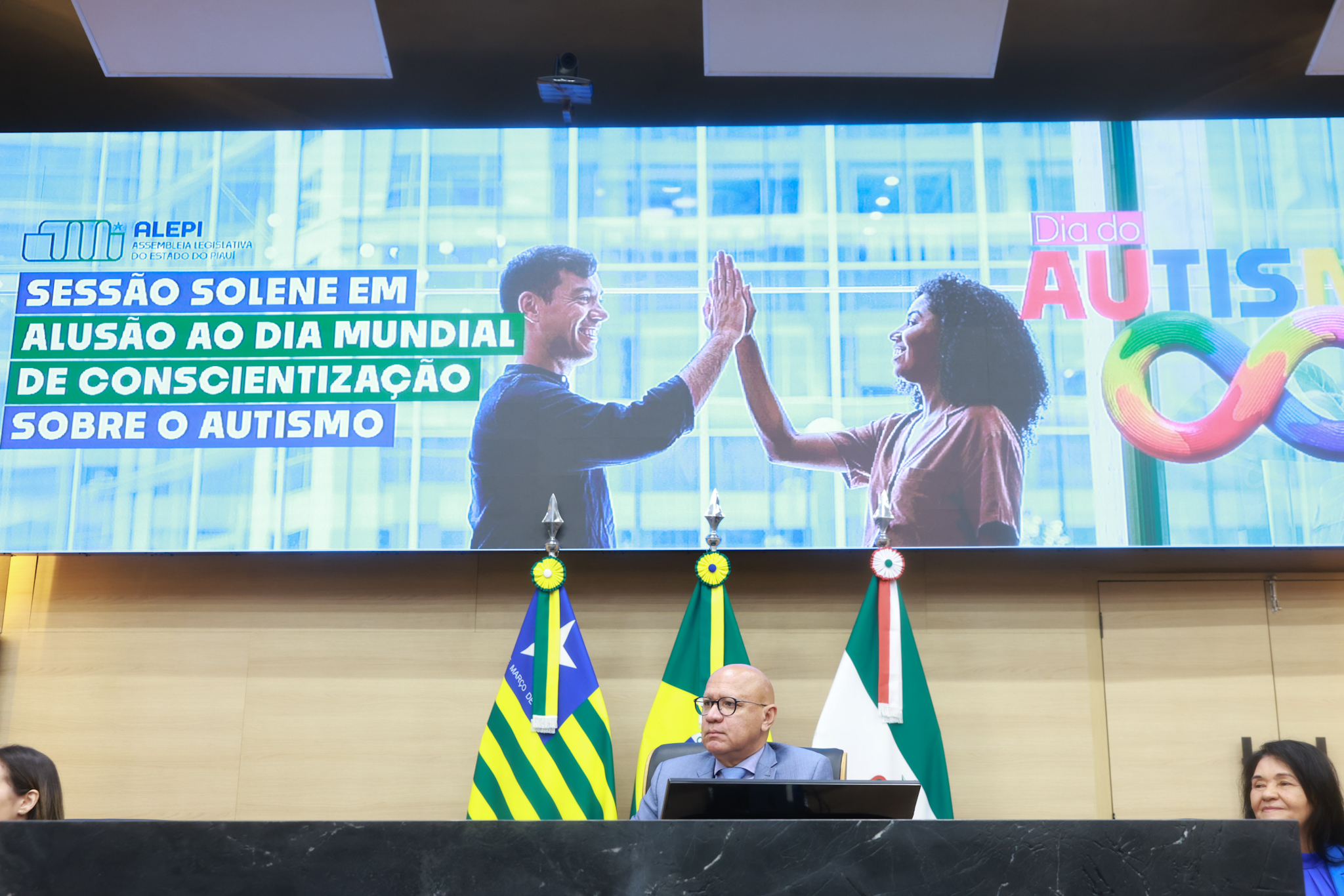  SESSÃO SOLENE PELO DIA MUNDIAL DE CONSCIENTIZAÇÃO SOBRE O AUTISMO - FOTO REGIS FALCÃO ASCOM ALEPI (10).jpg