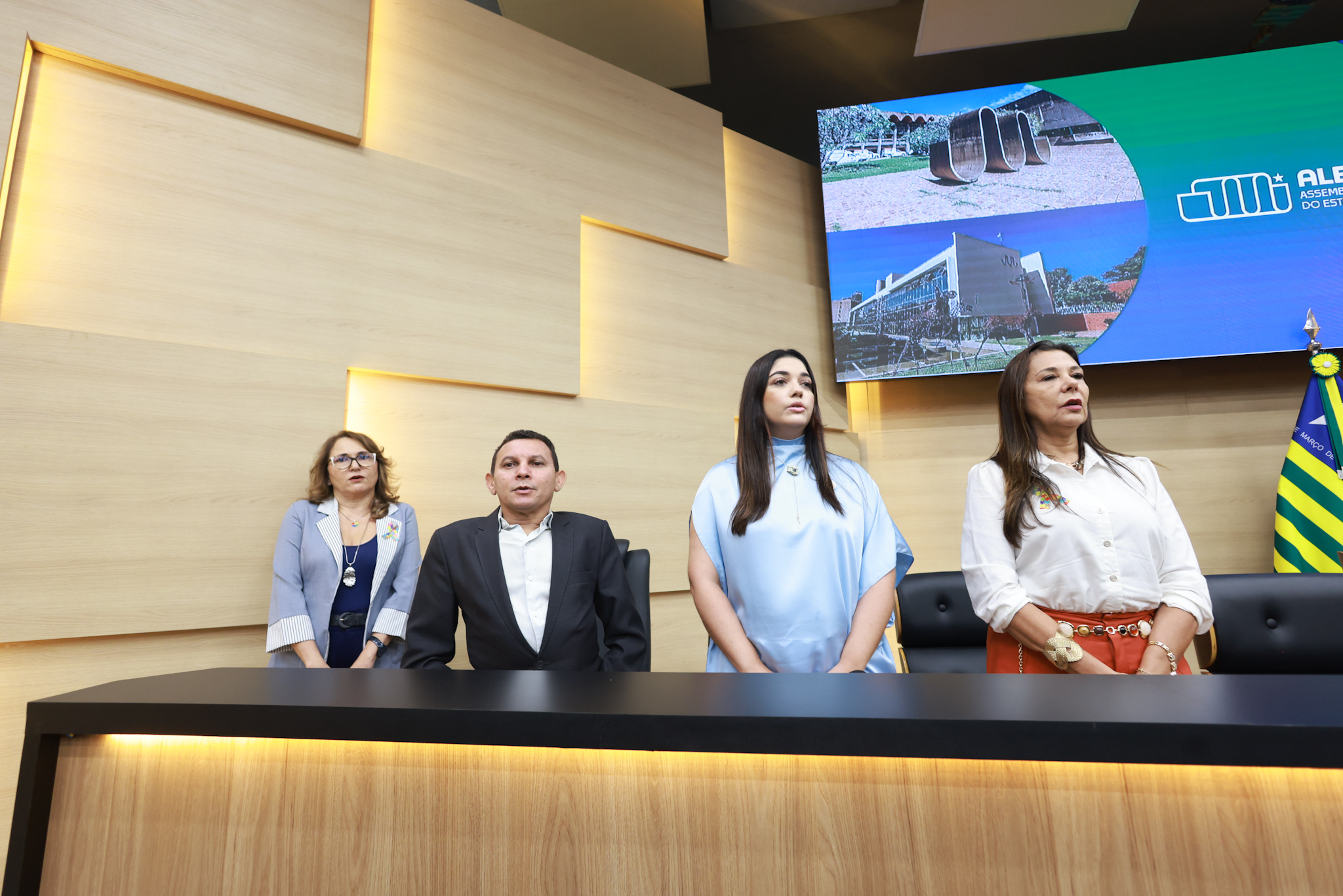  SESSÃO SOLENE PELO DIA MUNDIAL DE CONSCIENTIZAÇÃO SOBRE O AUTISMO - FOTO REGIS FALCÃO ASCOM ALEPI (44).jpg