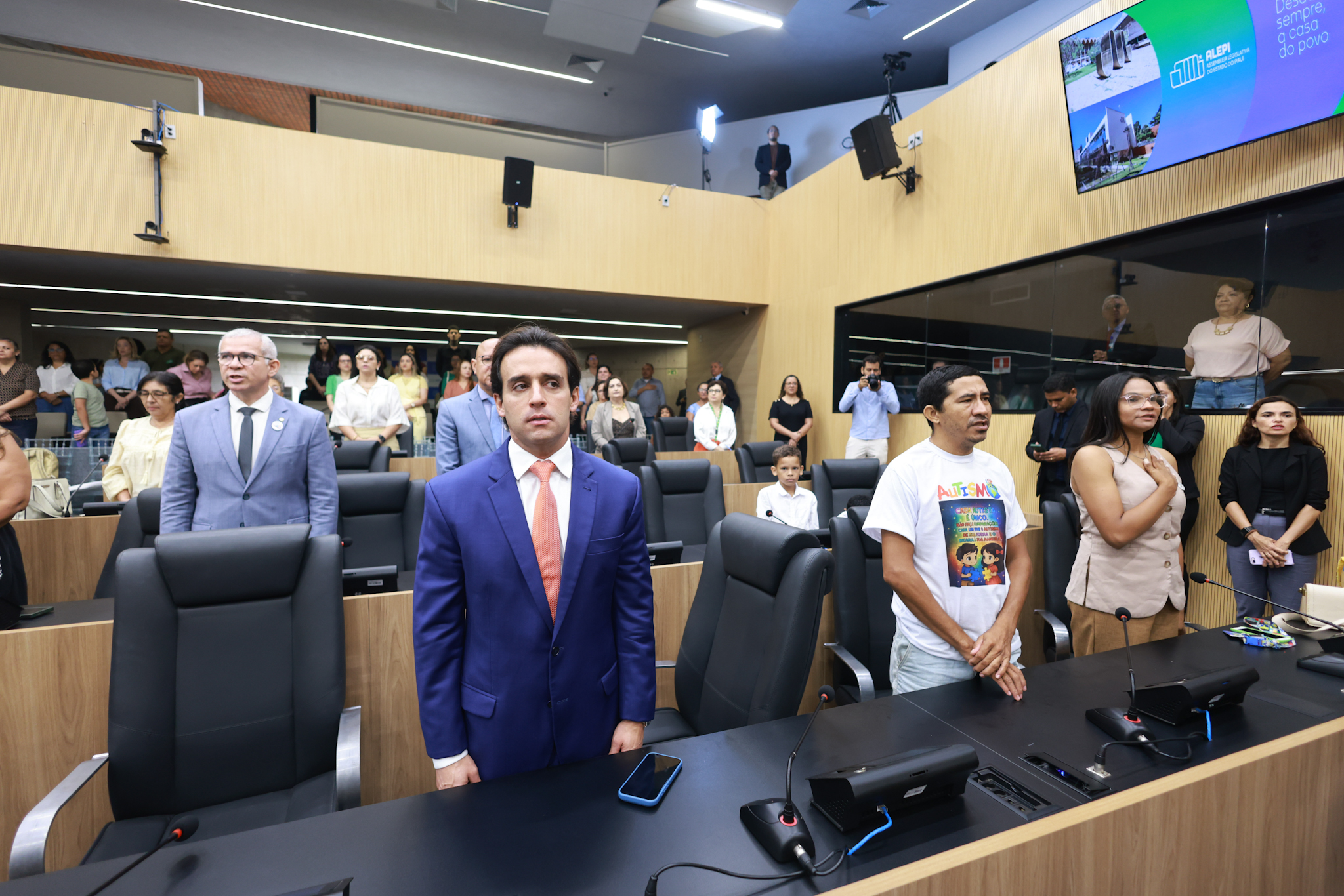  SESSÃO SOLENE PELO DIA MUNDIAL DE CONSCIENTIZAÇÃO SOBRE O AUTISMO - FOTO REGIS FALCÃO ASCOM ALEPI (45).jpg