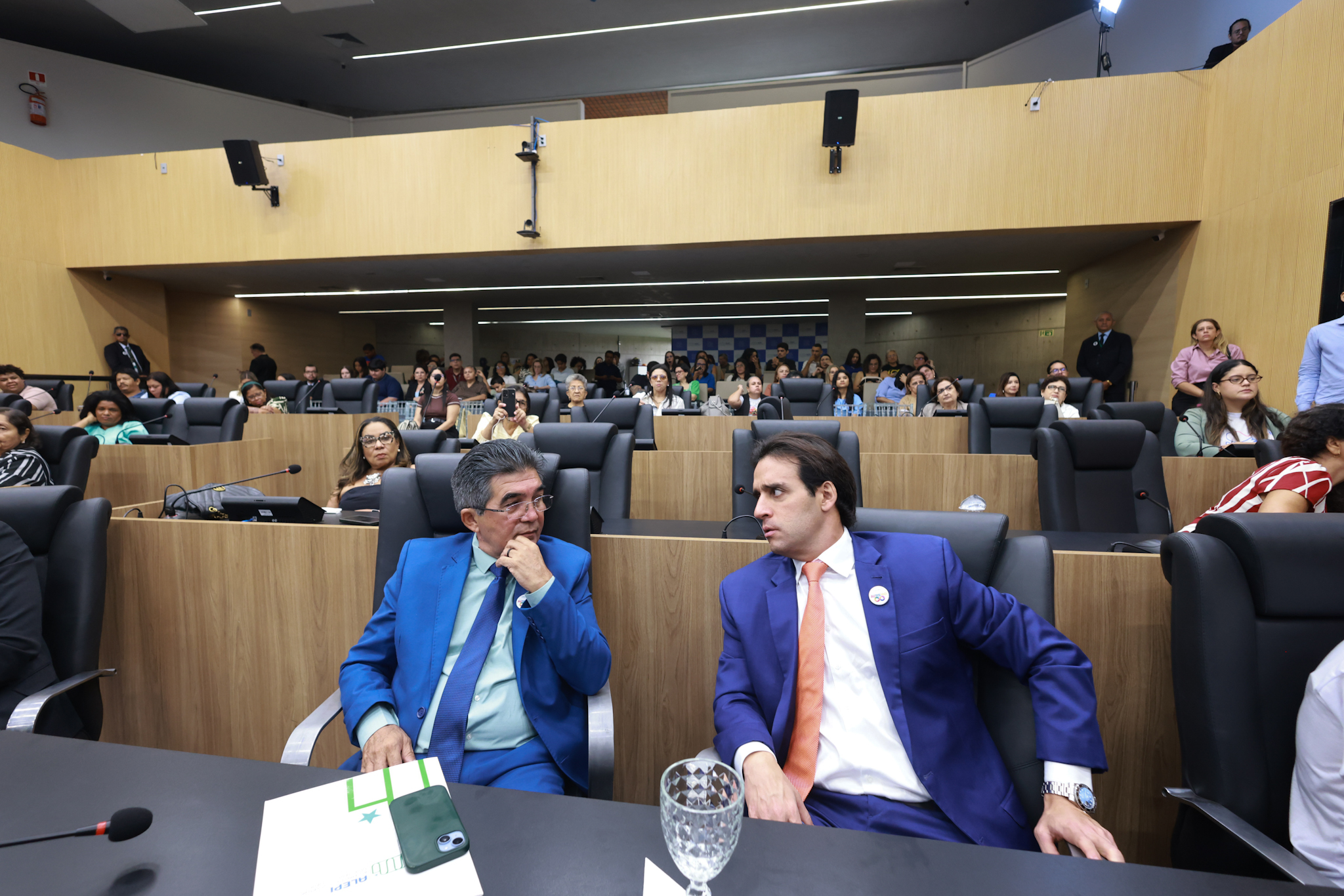  SESSÃO SOLENE PELO DIA MUNDIAL DE CONSCIENTIZAÇÃO SOBRE O AUTISMO - FOTO REGIS FALCÃO ASCOM ALEPI.jpg