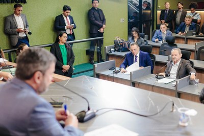 COMISSÃO DE CONSTITUIÇÃO E JUSTIÇA (24).jpg