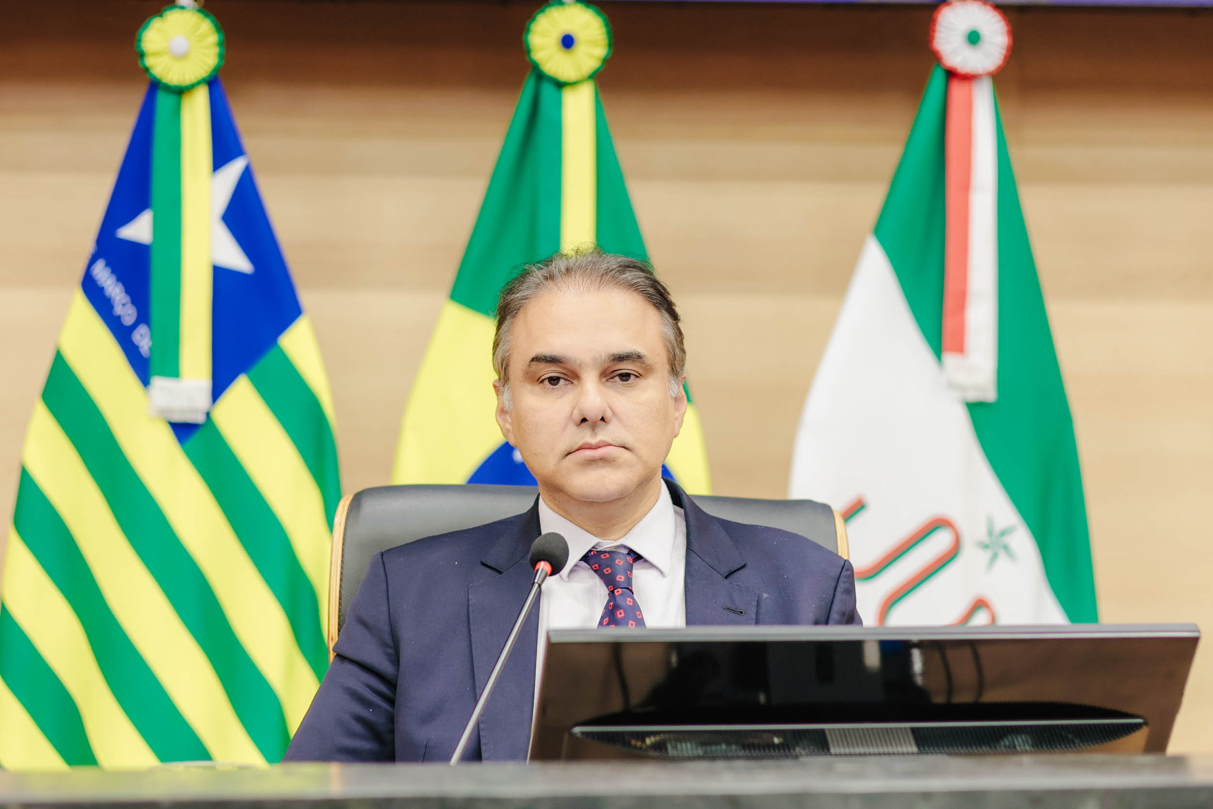 SESSÃO PLENÁRIA 15.04 FIRMINO PAULO.jpg