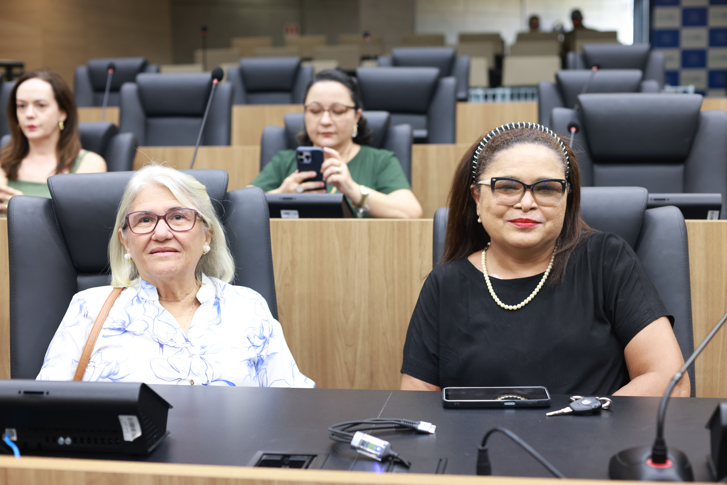 SESSÃO SOLENE TÍTULO DE CIDADANIA À SRA KELLY LIMA FONSECA GONÇALVES  - FOTOS REGIS FALCÃO ASCOM ALEPI (17).jpg