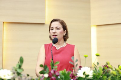 SESSÃO SOLENE TÍTULO DE CIDADANIA À SRA KELLY LIMA FONSECA GONÇALVES  - FOTOS REGIS FALCÃO ASCOM ALEPI (2).jpg