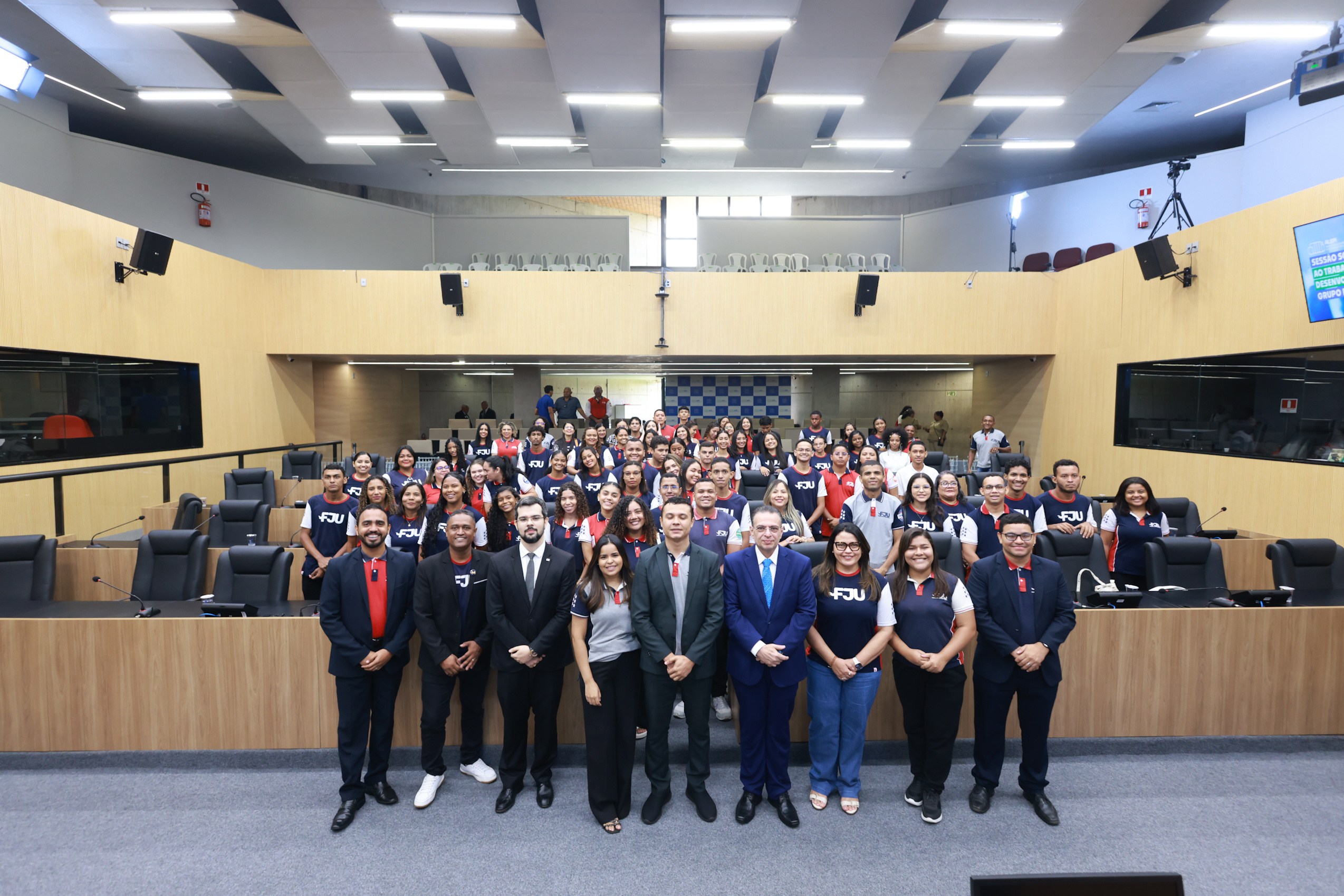 SESSÃO SOLENE EM HOMENAGEM AO GRUPO FORÇA JOVEM UNIVERSAL - FOTOS REGIS FALCÃO ASCOM ALEPI.jpg